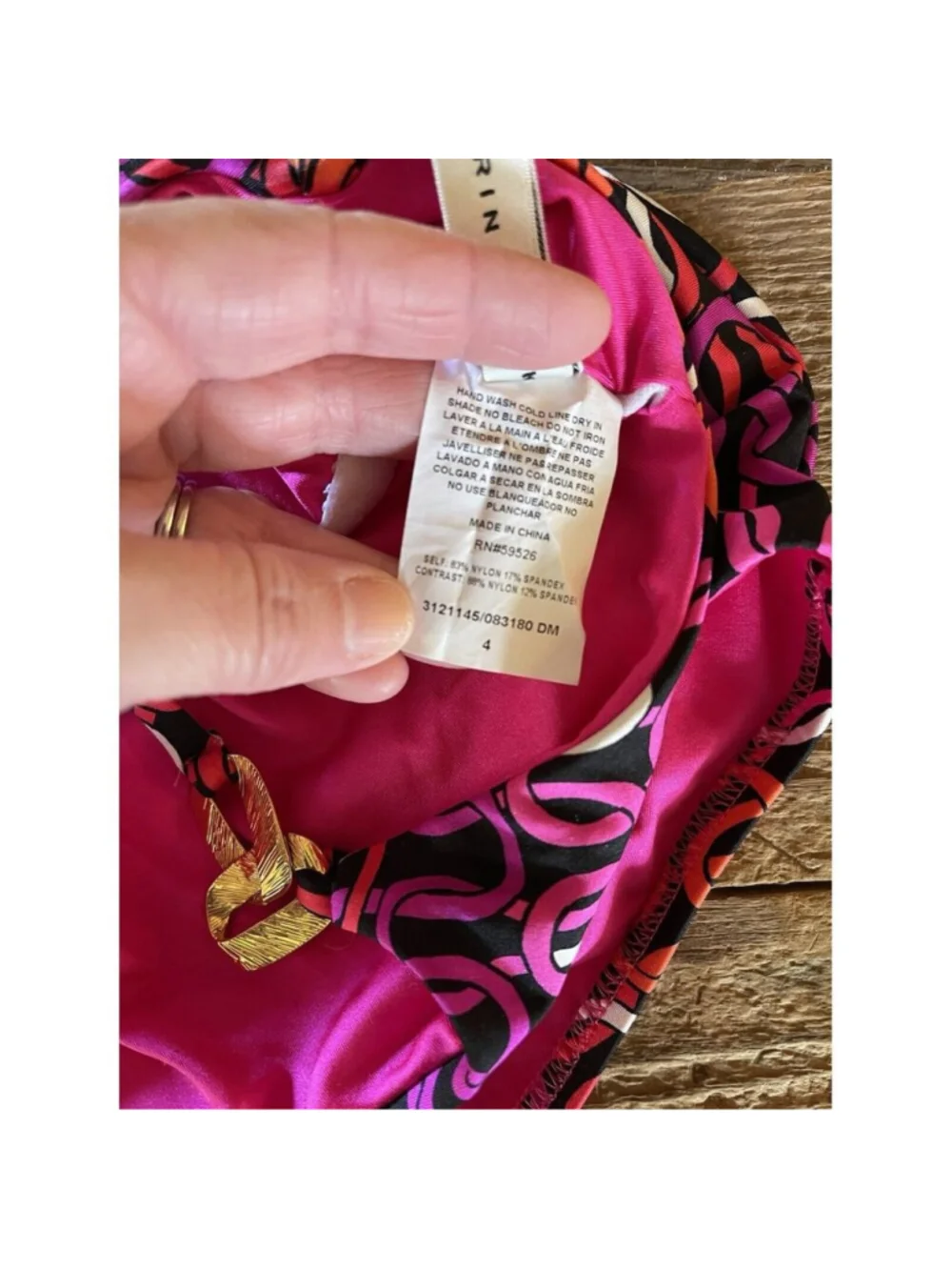 TRINA TURK Echo Funky Chain One-Piece Swimsuit Scoop Neck 4 NWOT MSRP $172